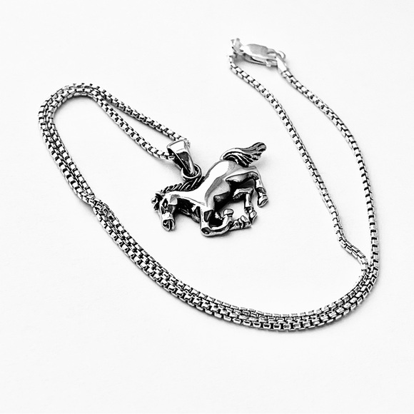 Sterling Silver Unisex Horse Necklace, Animal Necklaces, Stallion Chain, Mustang - Picture 8 of 11